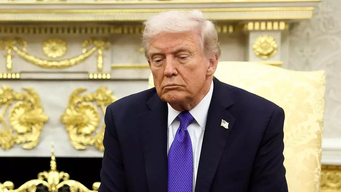 Трамп Қытайдан Ресейге ықпал етуді сұрады