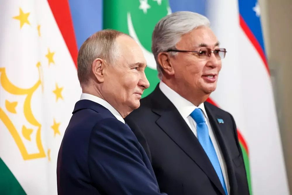 Владимир Путин поздравил Касым-Жомарта Токаева с Днем Республики Казахстан.