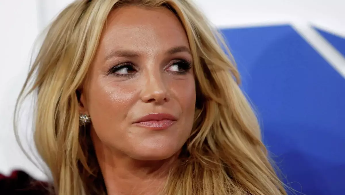 Бритни Спирс села пьяная за руль и чуть не сбила человека