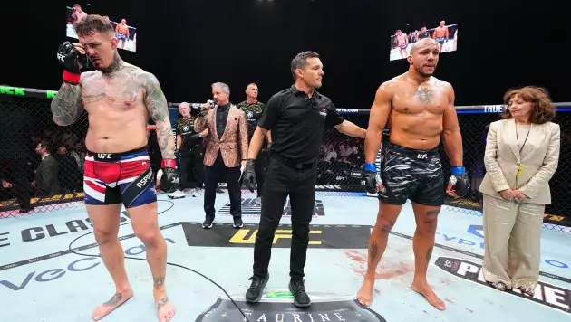 Неожиданным исходом закончился главный бой за титул UFC