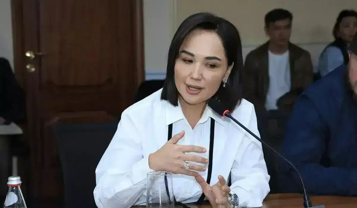 «Махаббатыңызды тапсаңыз, бізге қарамаңыз»: Ләйлә Сұлтанқызы ұлынан жүрекке тиетін сөз естігенін айтты