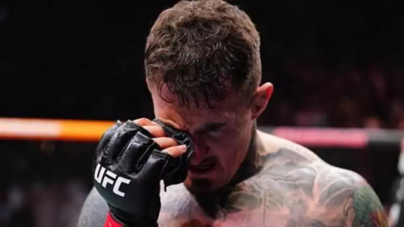 Том Аспиналл ауруханаға түсті