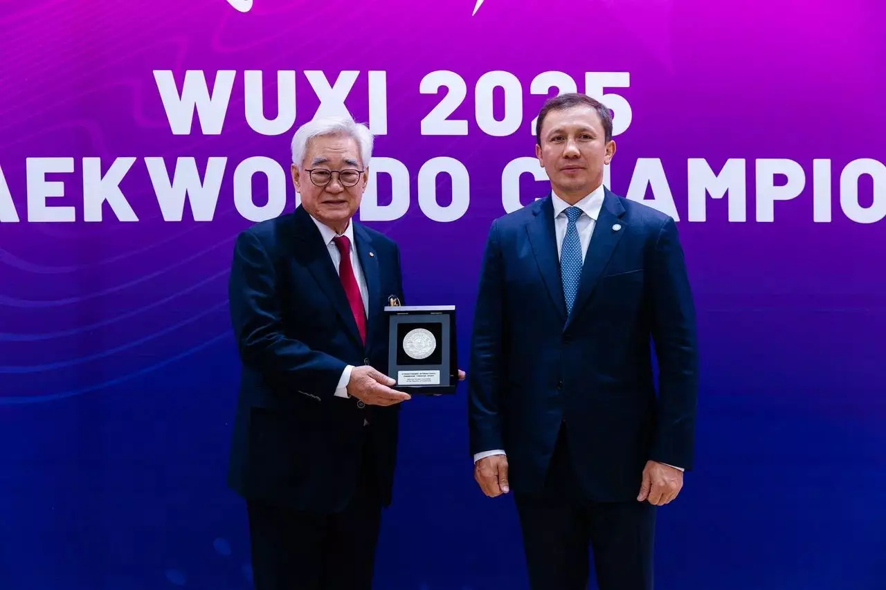 Геннадий Головкин World Taekwondo федерациясының басшысымен кездесті