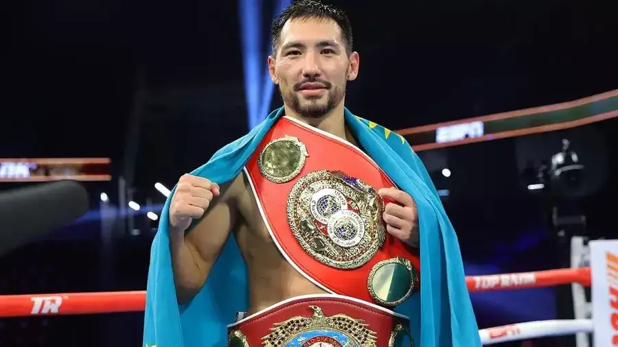 Жәнібек Әлімханұлы үш чемпиондық белбеуді біріктіруге мүмкіндік алды