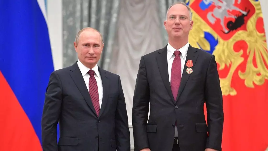 “Путиннің ұлы сөздері” - Ресей өкілі Америкаға өзімен не ала барды? (ФОТО)