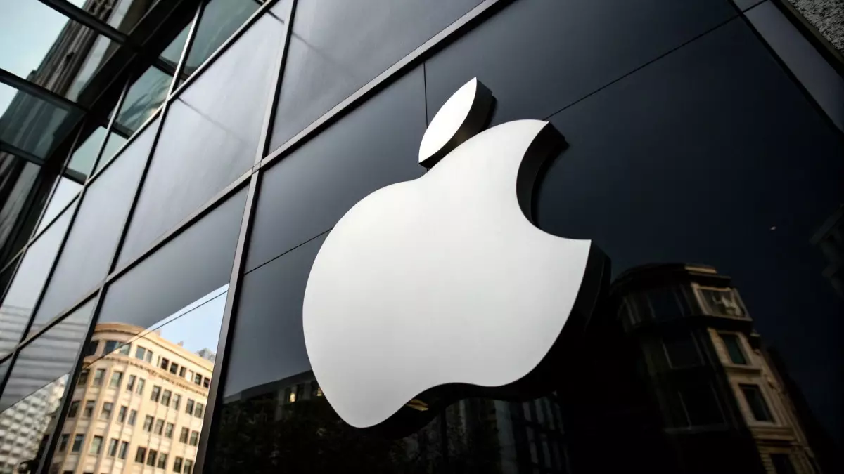 Будущие iPhone получат больше памяти и поддержку спутников Starlink