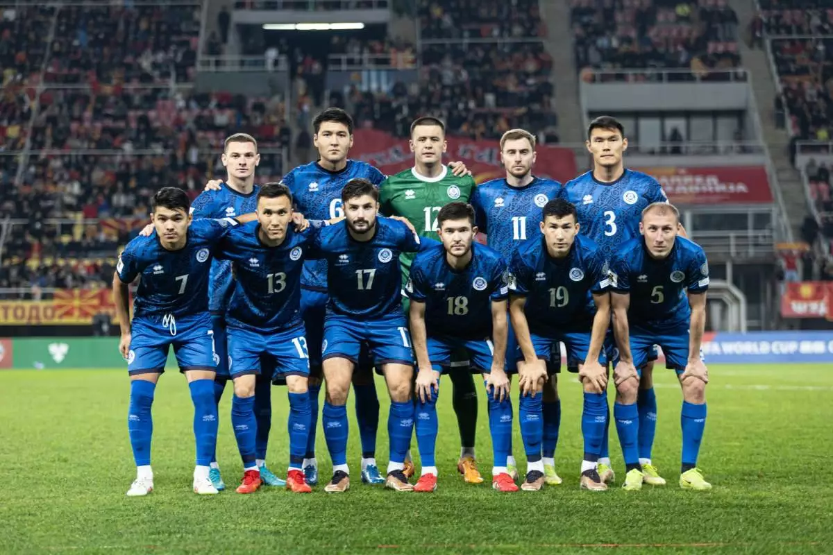 Талгат Байсуфинов вызвал игроков на 3 состава в сборную Казахстана