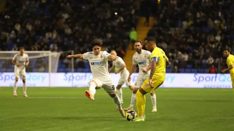 «Қайрат» пен «Астана» негізгі құрамға шығатын футболшыларын жариялады