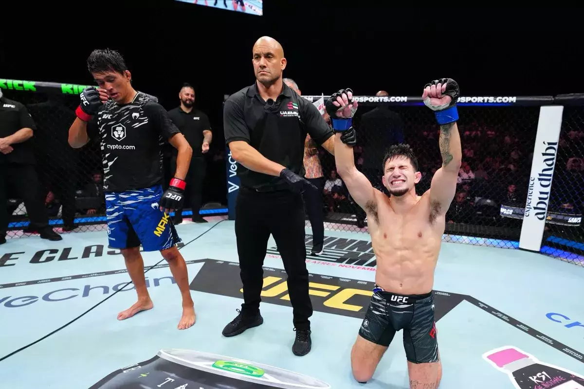 Казахстанский боец проиграл третий бой в UFC