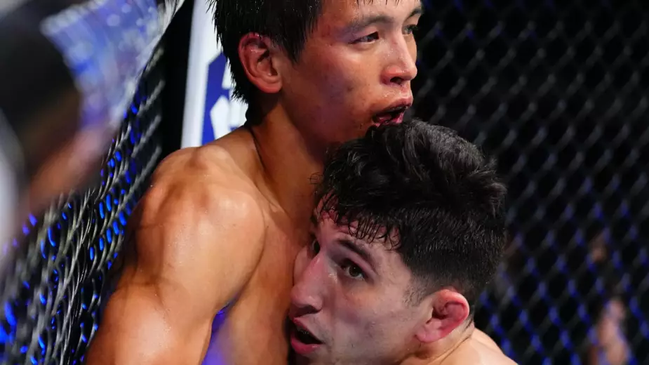 Тренер Рахмонова назвал причины третьего поражения Максума в UFC