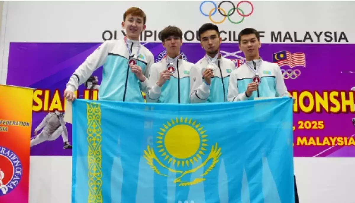Казахстанские фехтовальщики стали чемпионами Азии