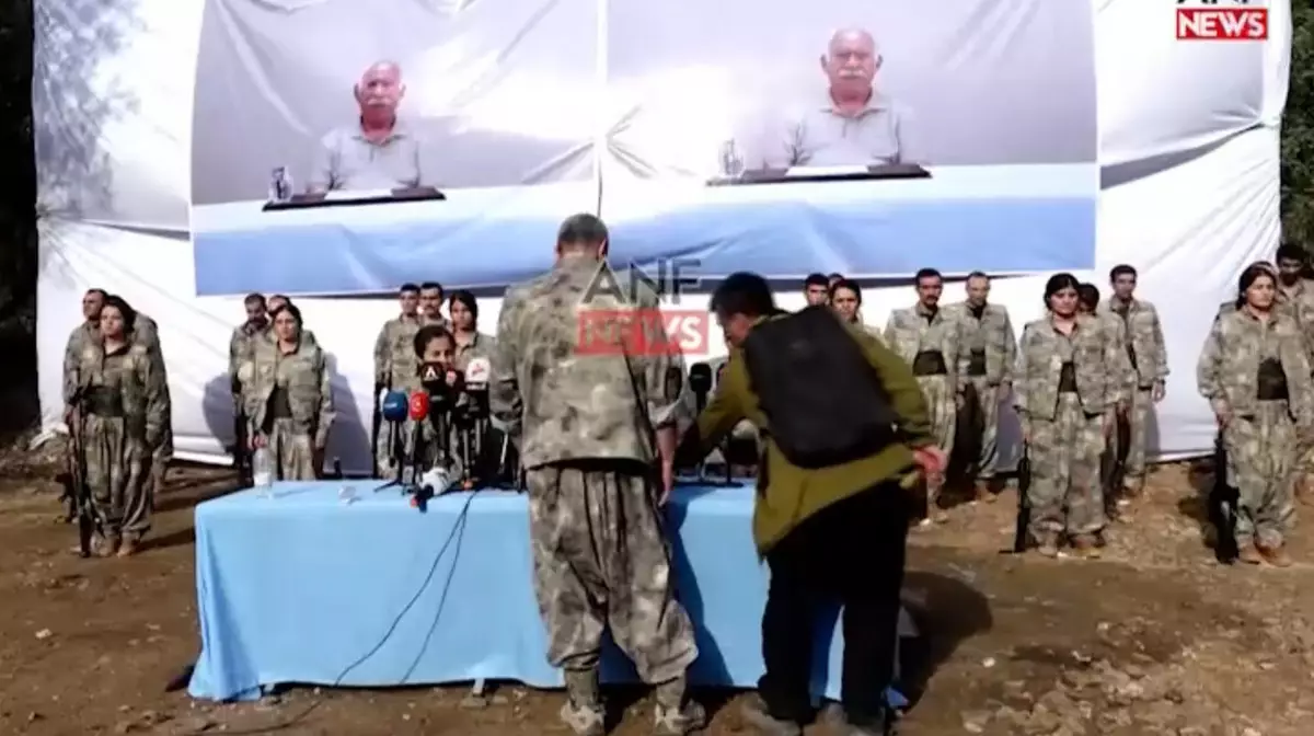 Рабочая партия Курдистана прекратила деятельность в Турции