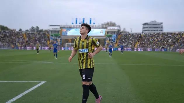 Останется на сезон? "Кайрат" сделал заявление о будущем Сатпаева