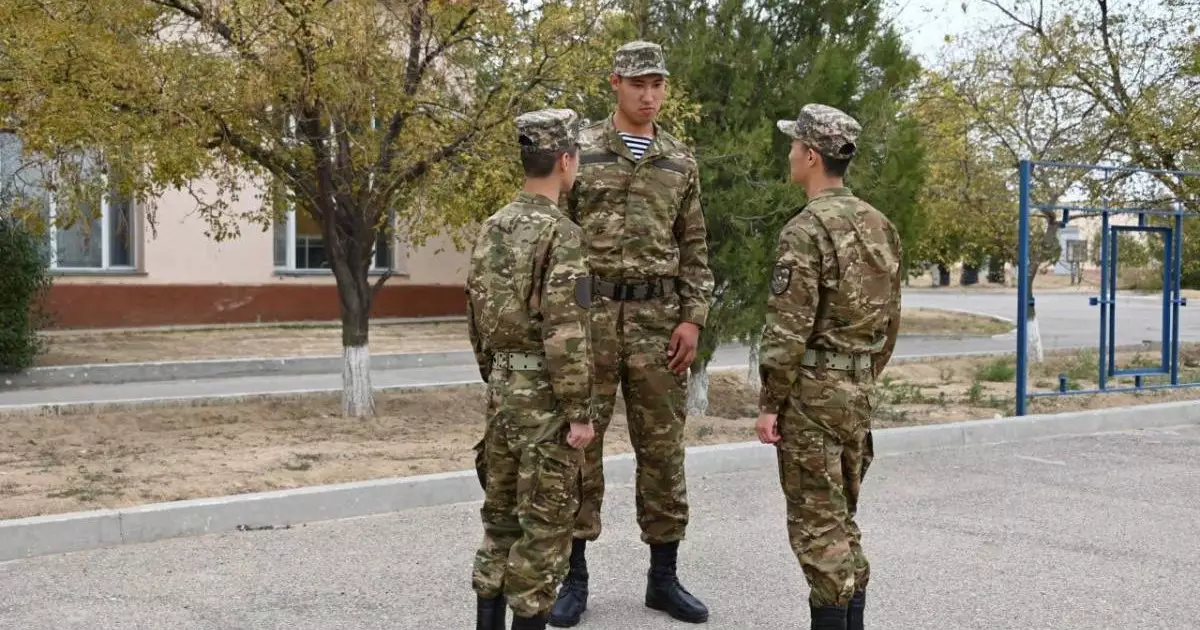 Маңғыстауда төсекке сыймаған бойшаң сарбаз елдің назарын аударды (ВИДЕО) 