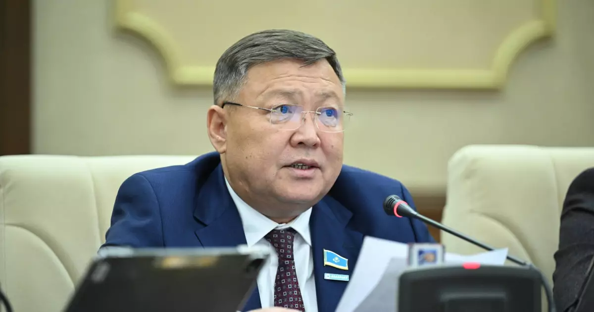   Депутат миллиардтаған теңге бөлінетін кейбір бағдарламалардың қоғамға берер пайдасына күмәнданды   