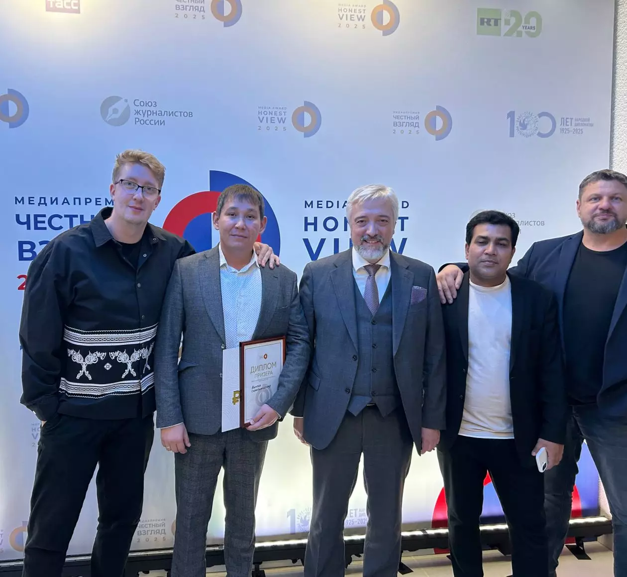 Журналисты из Казахстана и Индии, участники нашего пресс-тура, стали героями ваших новостей.