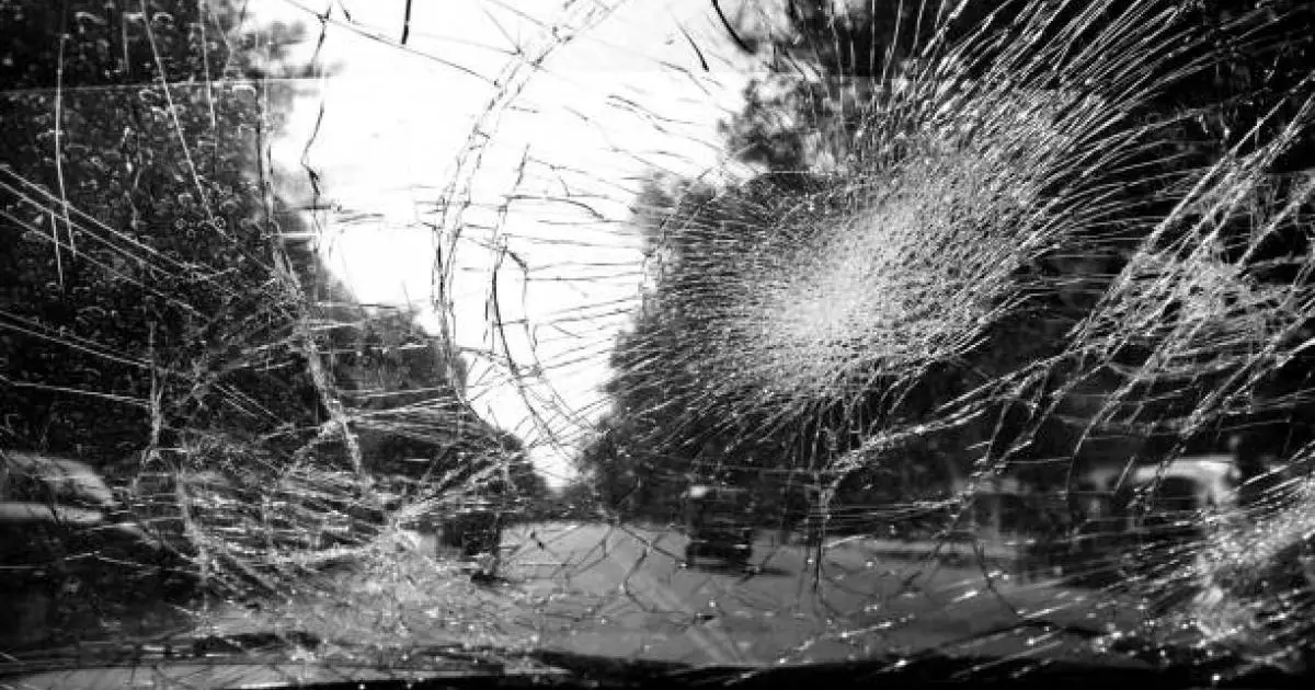  Қостанайда полициядан қашқан көлік ұрысы бағанға соғылды 