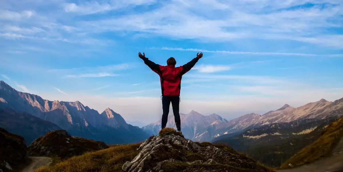 Астрологи назвали три знака зодиака, которым скоро улыбнется удача