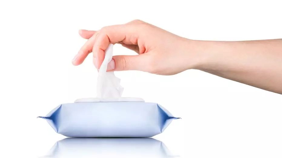 Neutrogena отзывает салфетки для снятия макияжа в четырех штатах после обнаружения бактерий при тестировании продукции.