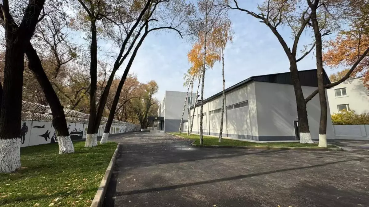 Новое здание сборного пункта призывников открыли в Алматы