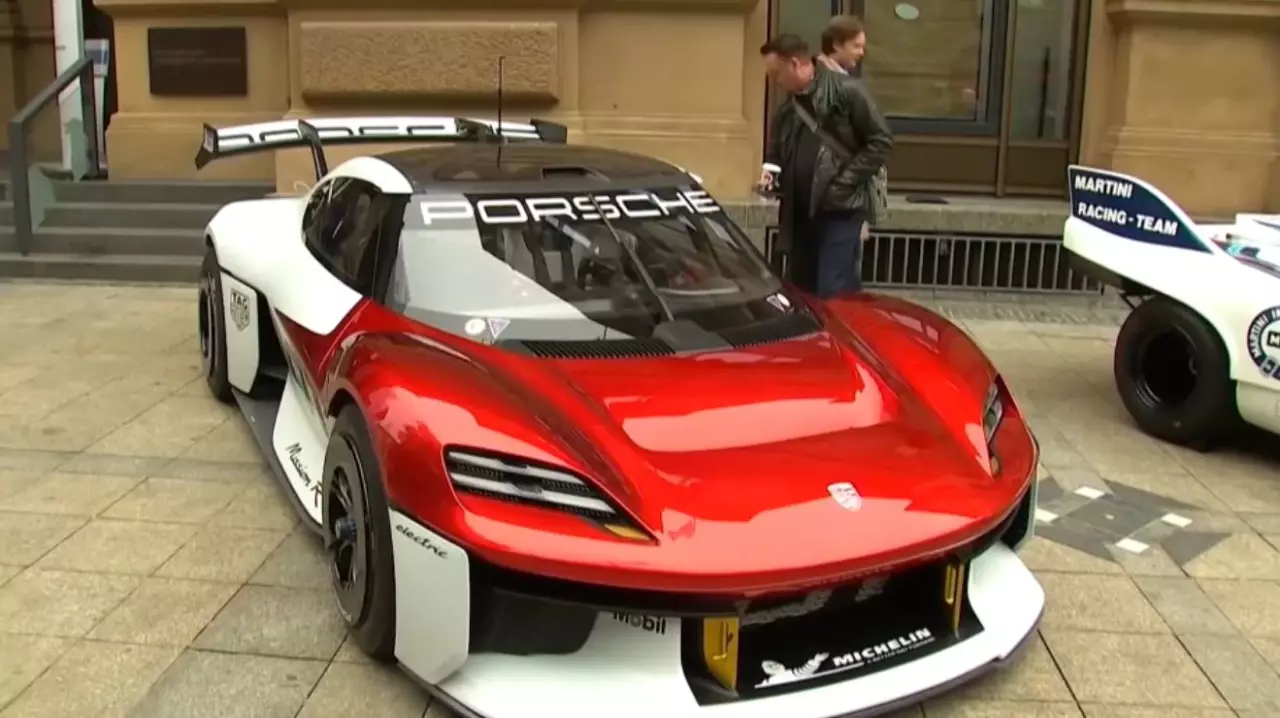 Германияда неміс автокөлік өнеркәсібі дағдарысқа ұшырады