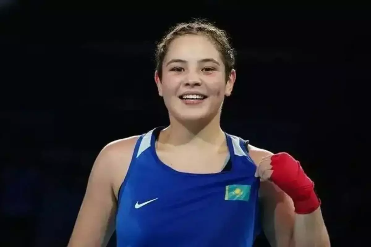 Казахстанская боксёрша вышла в полуфинал за 80 секунд