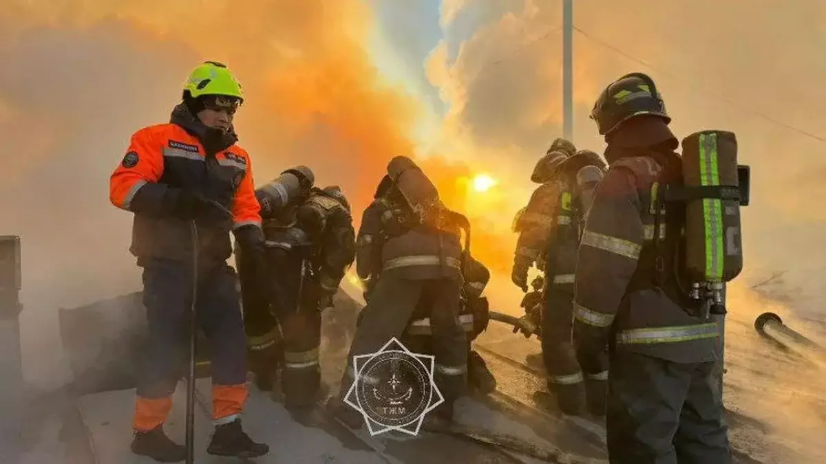 Астанада өндірістік цехтан ірі өрт шықты