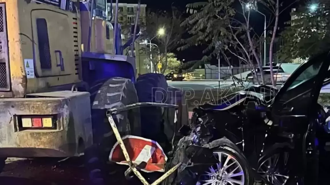 Ақтауда жол апатына ұшыраған полиция қызметкері қаза тапты