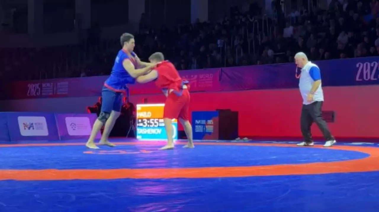 Казахстанцы выступили на чемпионате мира по грузинской борьбе
