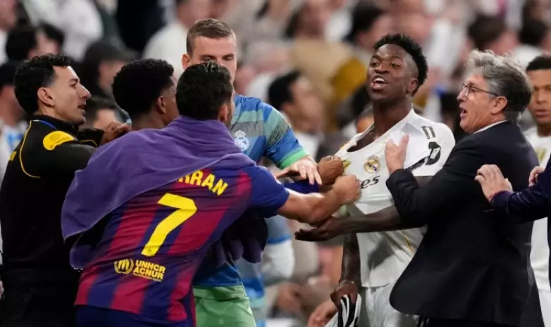 "Реал" и "Барселона" устроили триллер в первом Эль Класико сезона