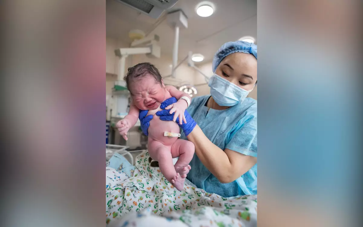 День Республики: в Казахстане за сутки родилось 709 малышей