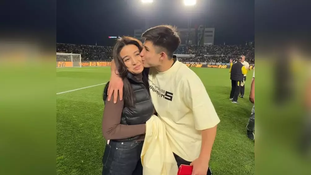 Мама Дастана Сатпаева восхитила соцсети