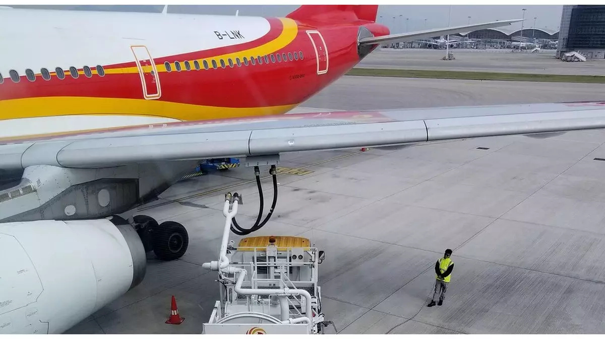 Казахстан резко увеличил импорт авиакеросина из Кыргызстана