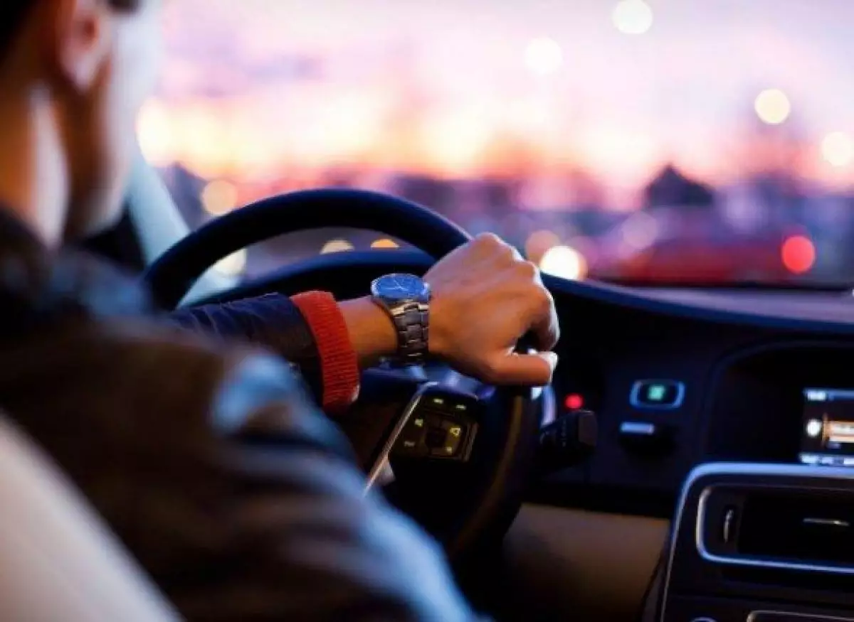 Обязательное обучение в автошколах отменят в Узбекистане