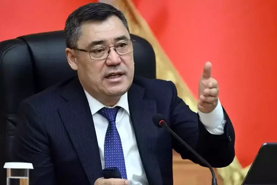 Қырғыз президенті жиненінің тойын құпия түрде резиденциясында өткізді