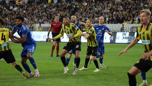 В Европе высокую оценили футболиста "Кайрата": он забил исторический гол в ЛЧ