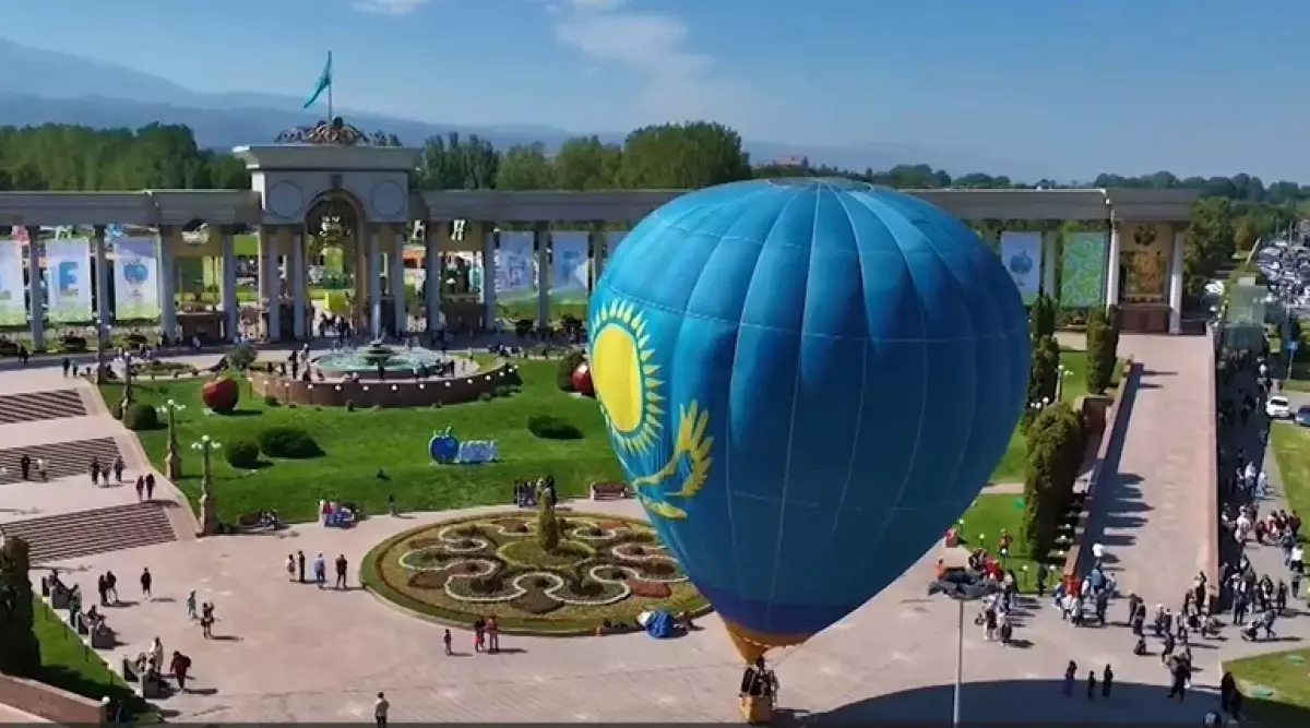 Алматы ожидает рекорд бюджета - 2,3 трлн тенге к концу этого года