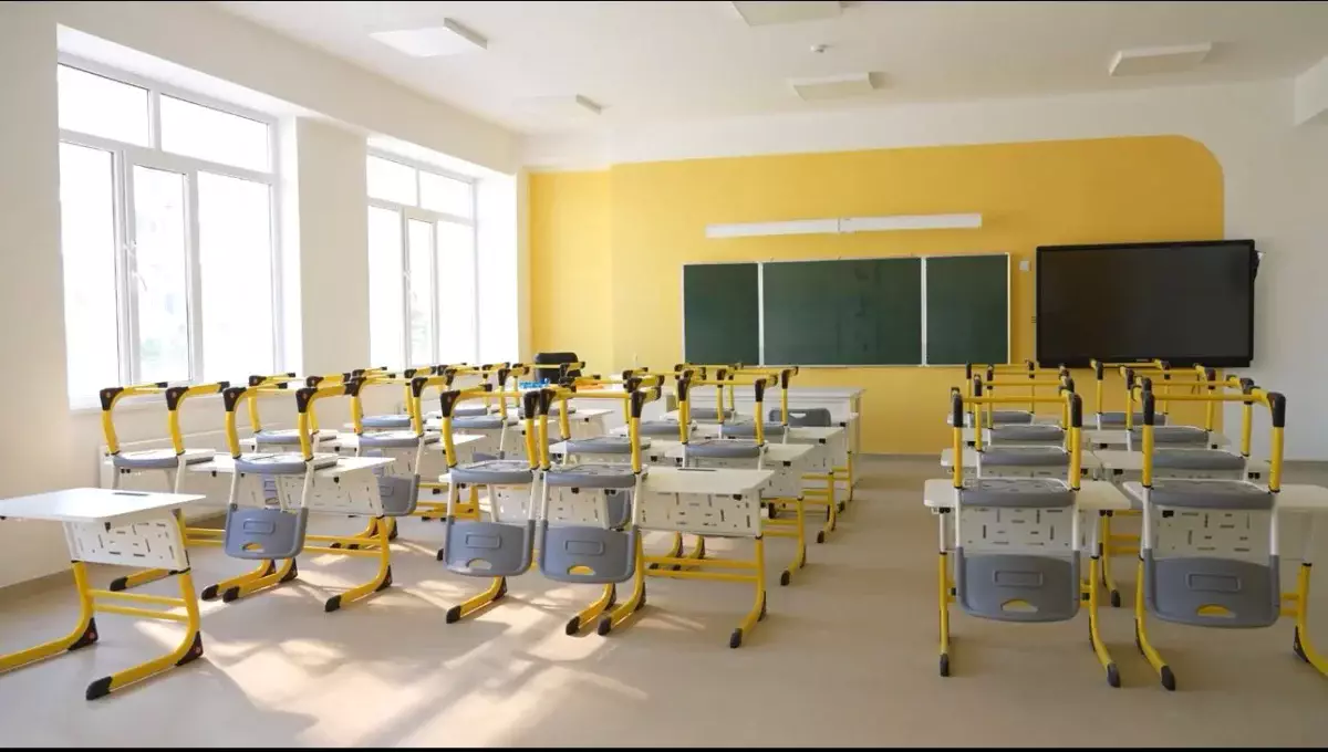 Жаңа жолдар, мектеп және жұмыс орындары — Алматы қарқынды дамып келеді