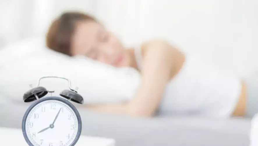 Тез ұйықтап кету үшін кешкі асқа қандай өнімдер қосу керек?