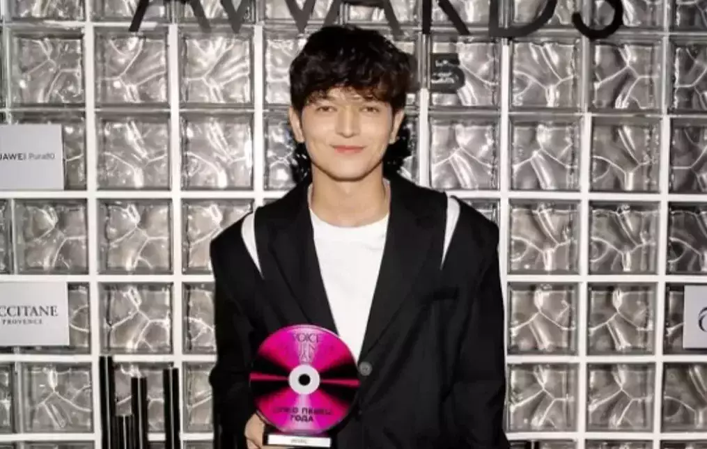 Ресейлік әнші Акмалдың Қазақстанда өтетін концерттері тоқтатылды 