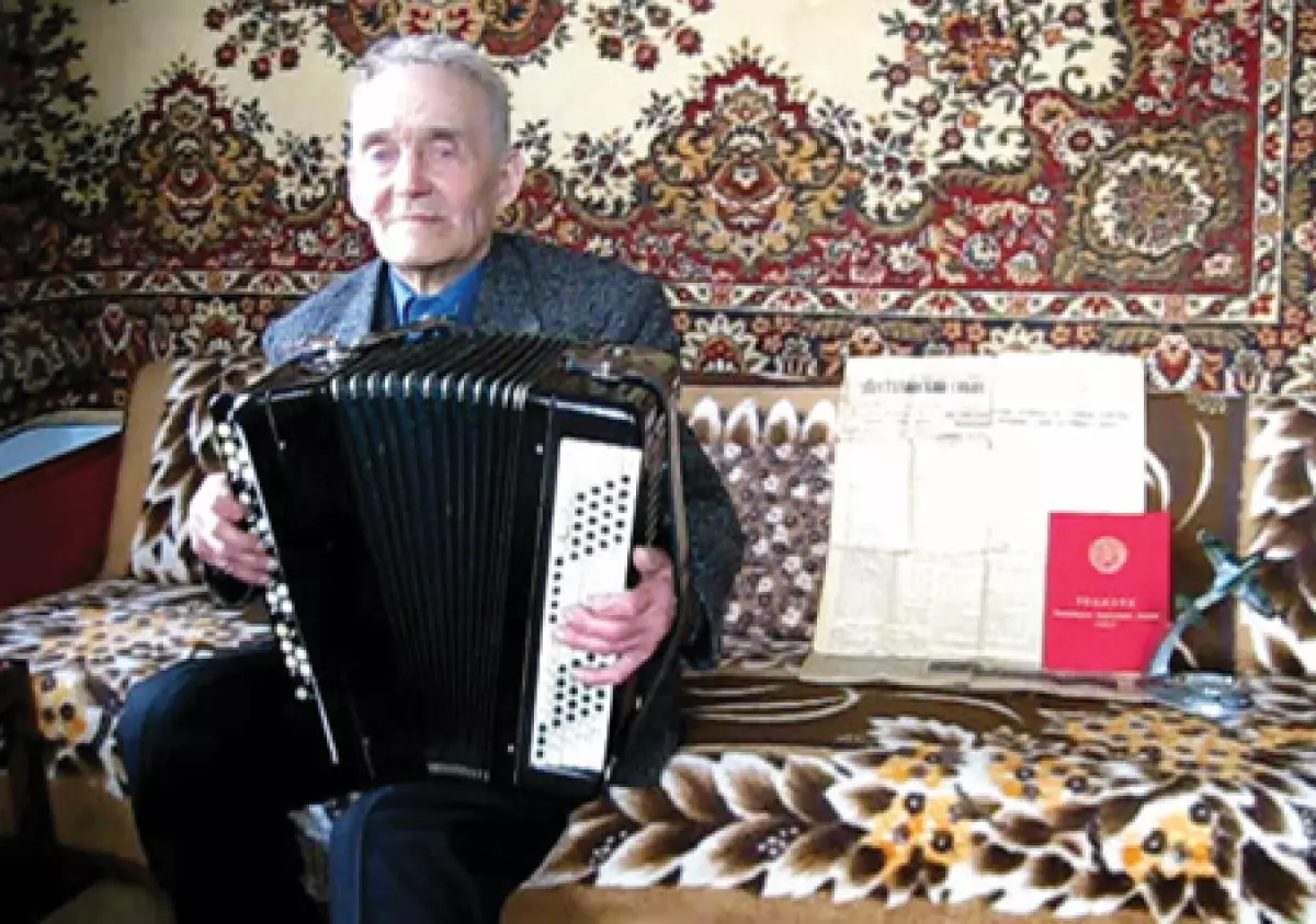 Прошел две войны с трижды героем Кожедубом