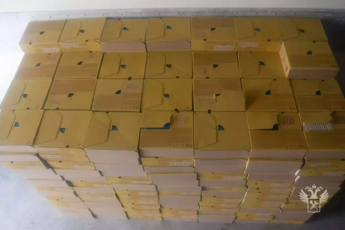 На границе с Казахстаном российские таможенники задержали почти тонну запрещённого шоколада из Украины - новости на Lada.kz 27.10.2025