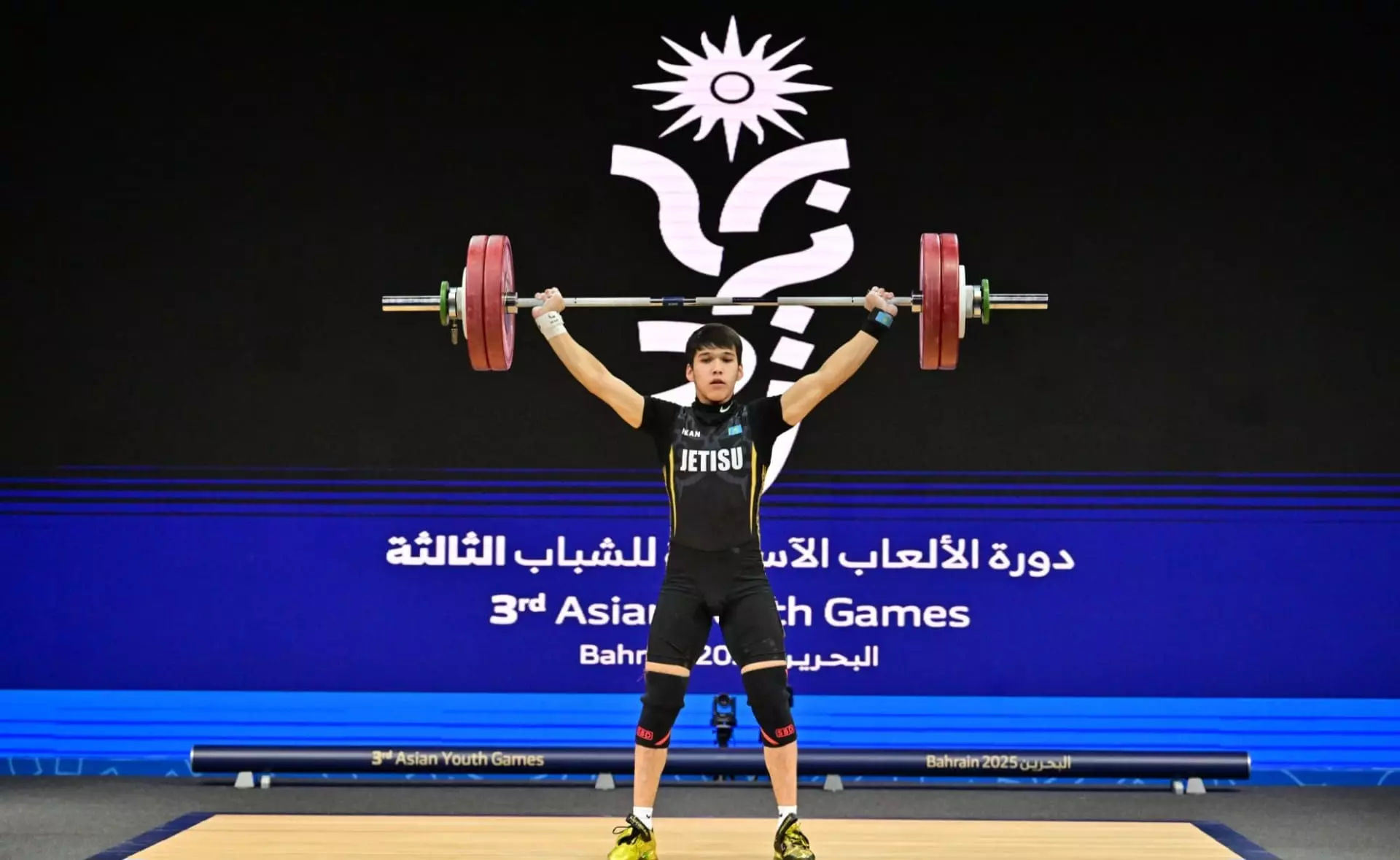 Қазақстандық ауыр атлет әлем рекордын жаңартып, Азиада «алтынын» иемденді