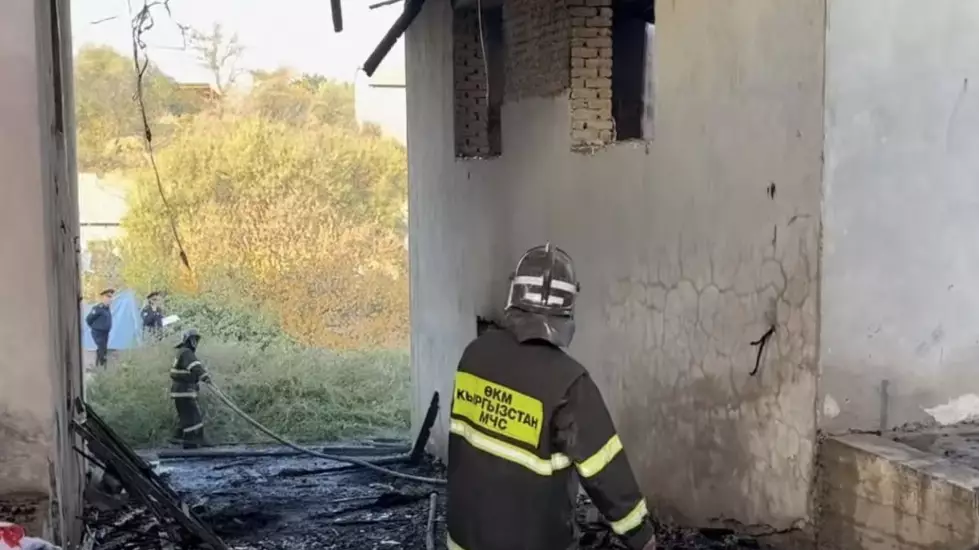 ”Күйеуі Кореяға жұмысқа кеткен”: 34 жастағы әйел 5 баласымен тірідей жанып кетті