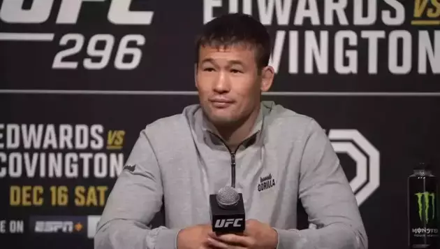 "Не так уж силён". Махачев оценил бойцов UFC в весе Рахмонова