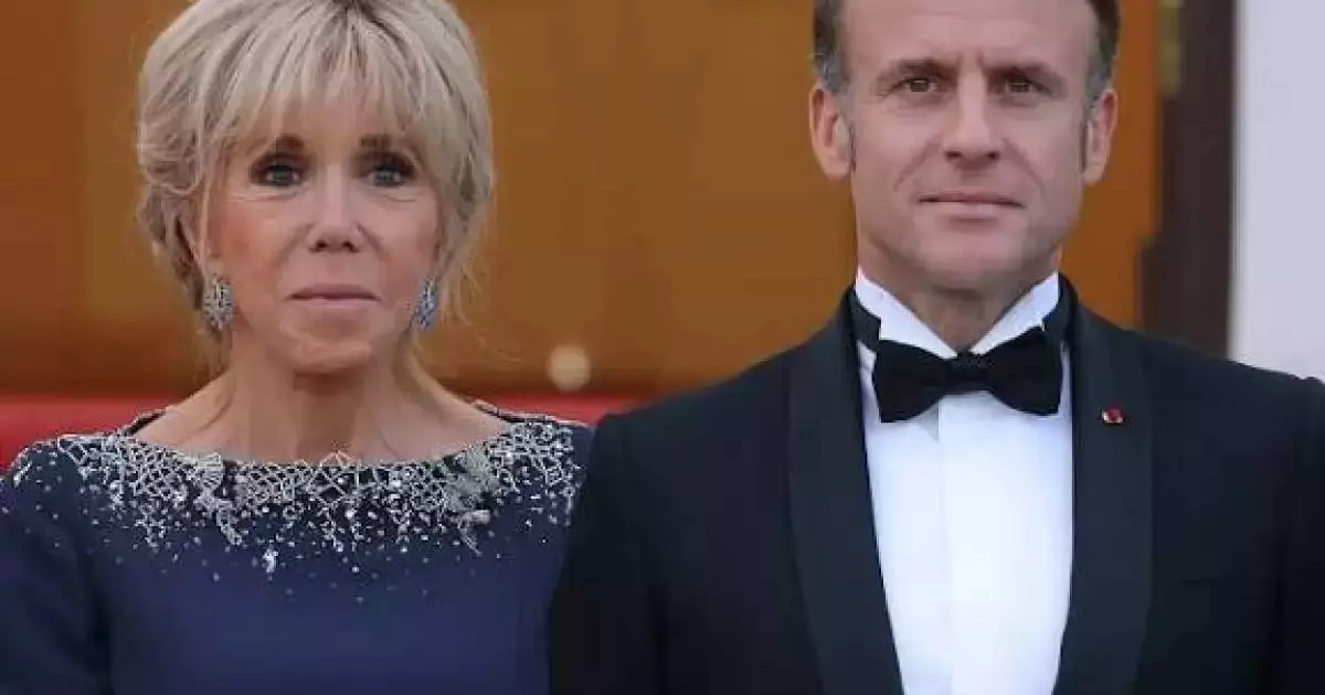 Дөңгелек сиськи бар порно