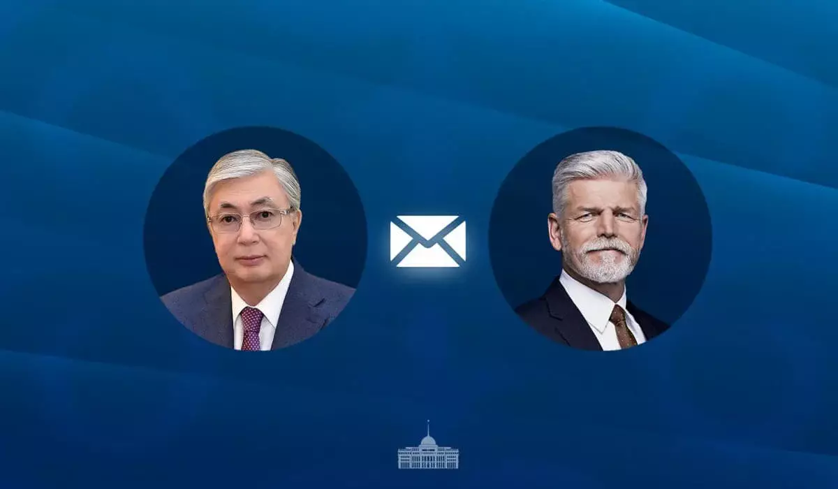 Токаев поздравил президента Чехии Петра Павела
