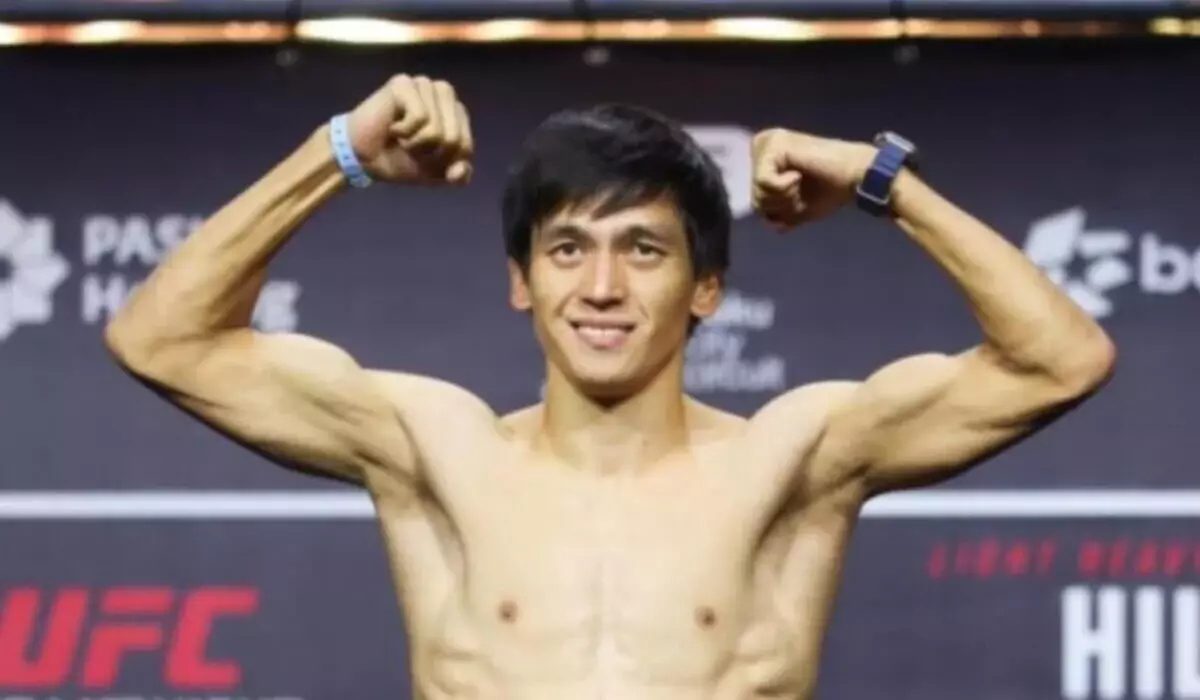 Казахстанского файтера исключили из UFC