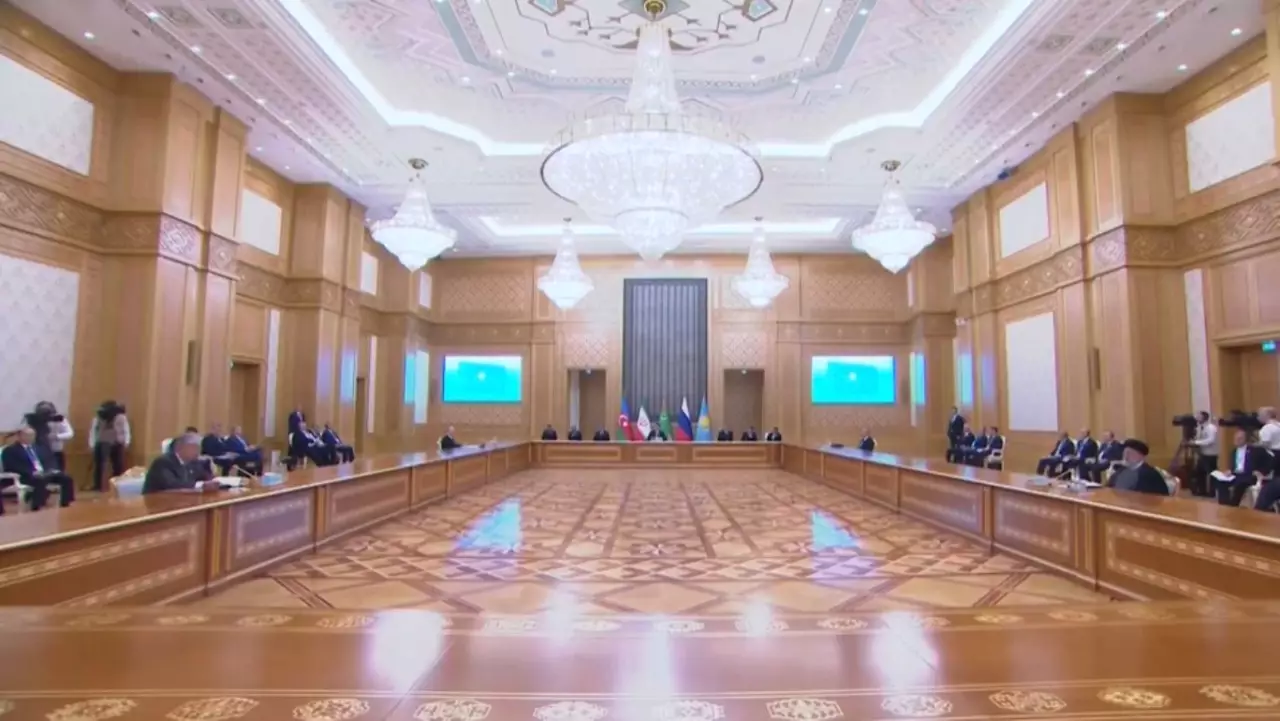 Каспий: на волне добрососедства