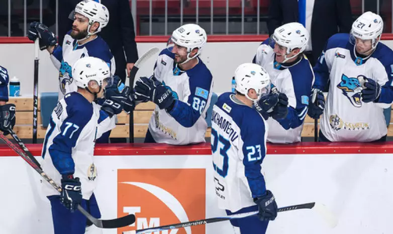 Пятью шайбами завершился матч "Барыса" в КХЛ